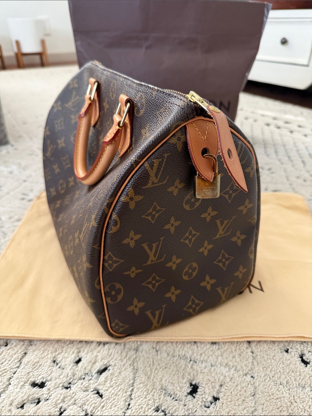 Louis Vuitton LV Monogram Speedy 30 - Picture 6 of 14